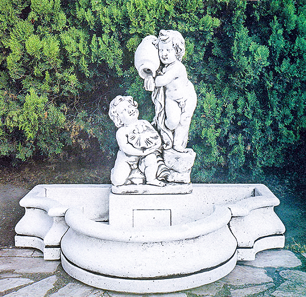 PapiniAgostino　アーチ型子供壁泉