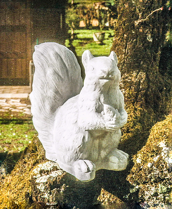 栗鼠（リス）のオブジェ
