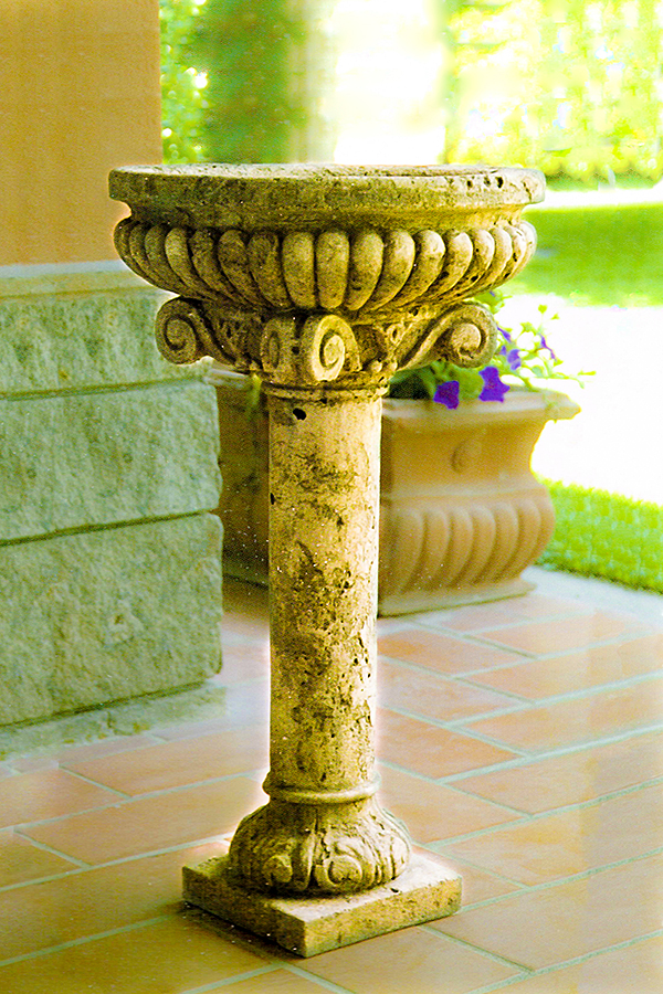 Italgarden　脚付花鉢　ベベリノ