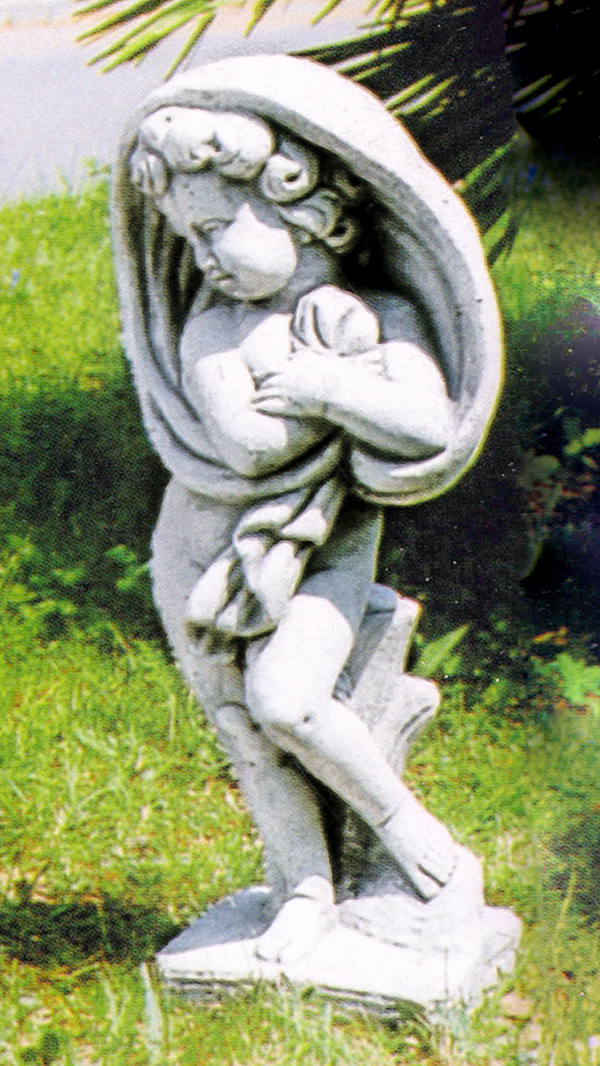 Italgarden　四季の子供像（冬）