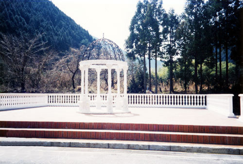 ガゼボ・バラストレード　現場：兵庫県朝来郡生野町